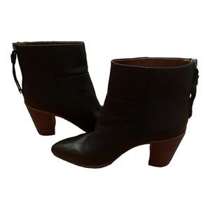 FRANCO SARTO Women’s Leather Marmalade Heel Booties. Black 9M